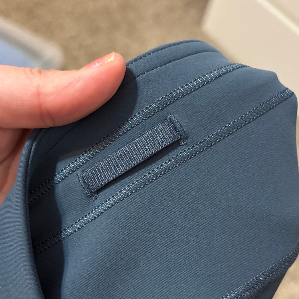 Lululemon Invigorate High-Rise Tight 25" Submarine Size 4 - Picture 12 of 13